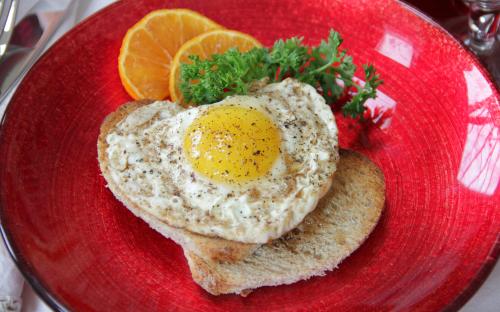 Kreatív ajándék ötletek - reggeli Nőnapra